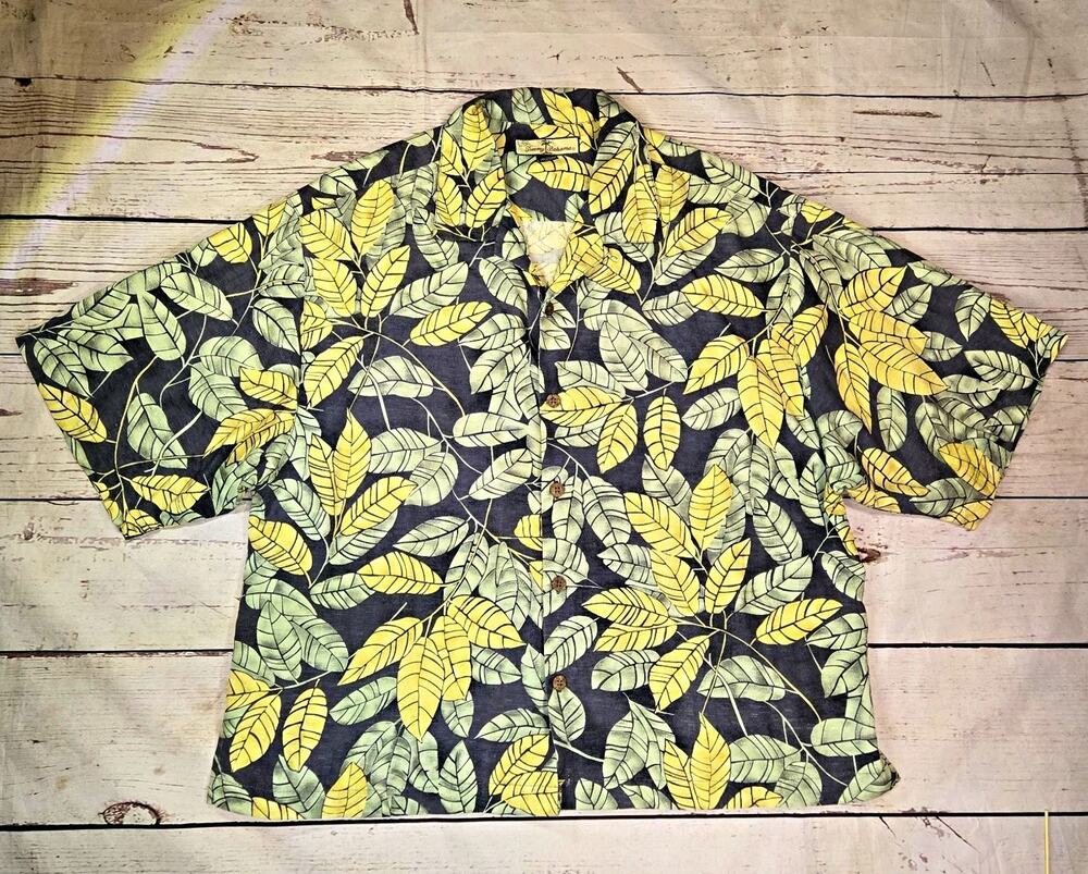 Tommy Bahama Men's 100% Silk Floral Leaf Print Button-Up Shirt L Short Sleeve